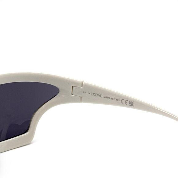 NEW!!! LOEWE Sunglasses LW40143U 25A Authentic - Picture 9 of 12